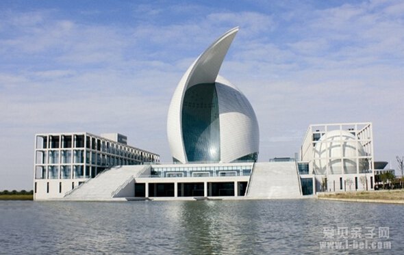 �й����������